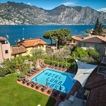 Hotel Luna Rossa (Adults Only) มัลเชซิเน ภายนอก รูปภาพ